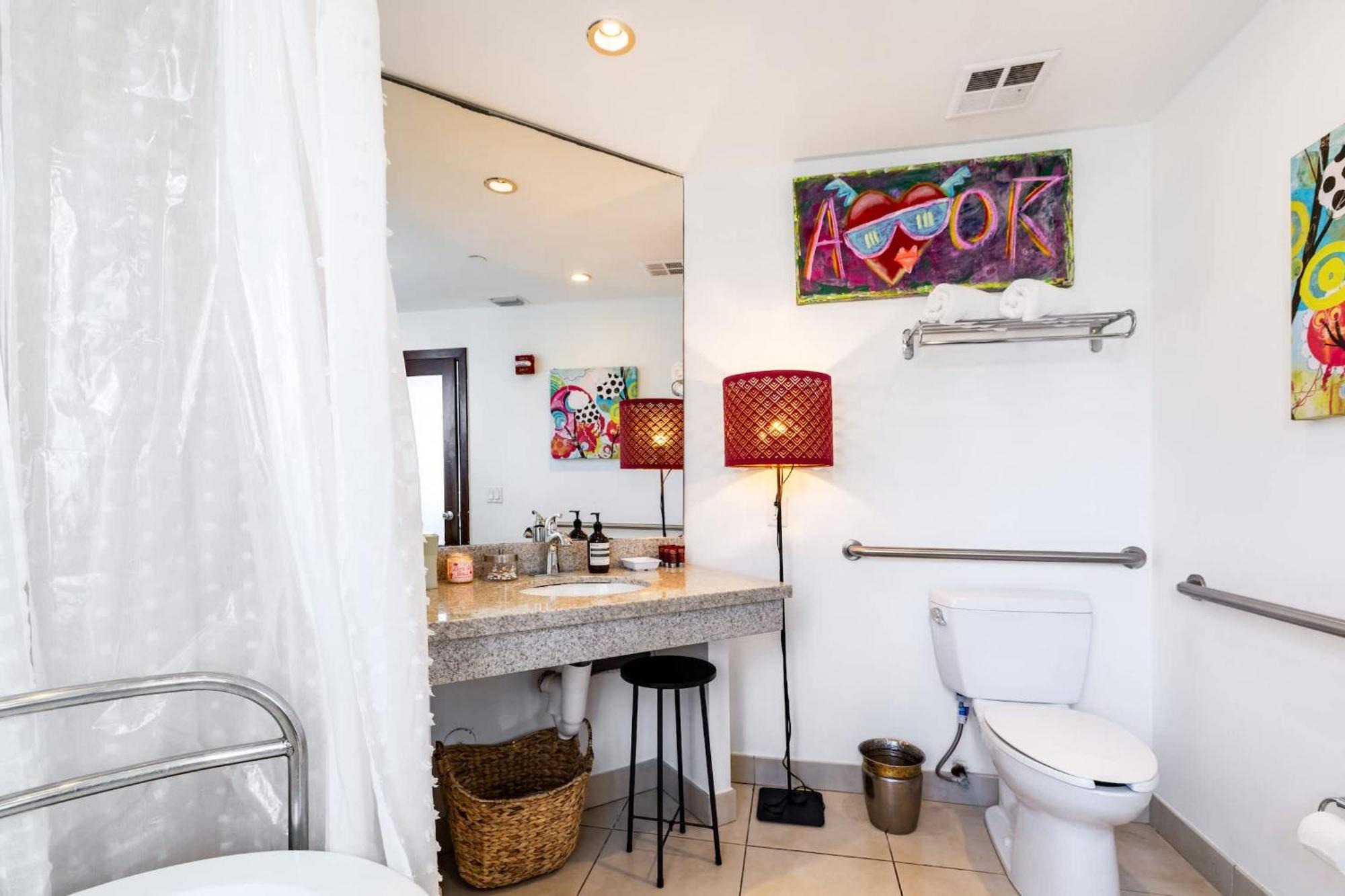 Apartment Oceanfront Oasis 2-br On Ocean Drive