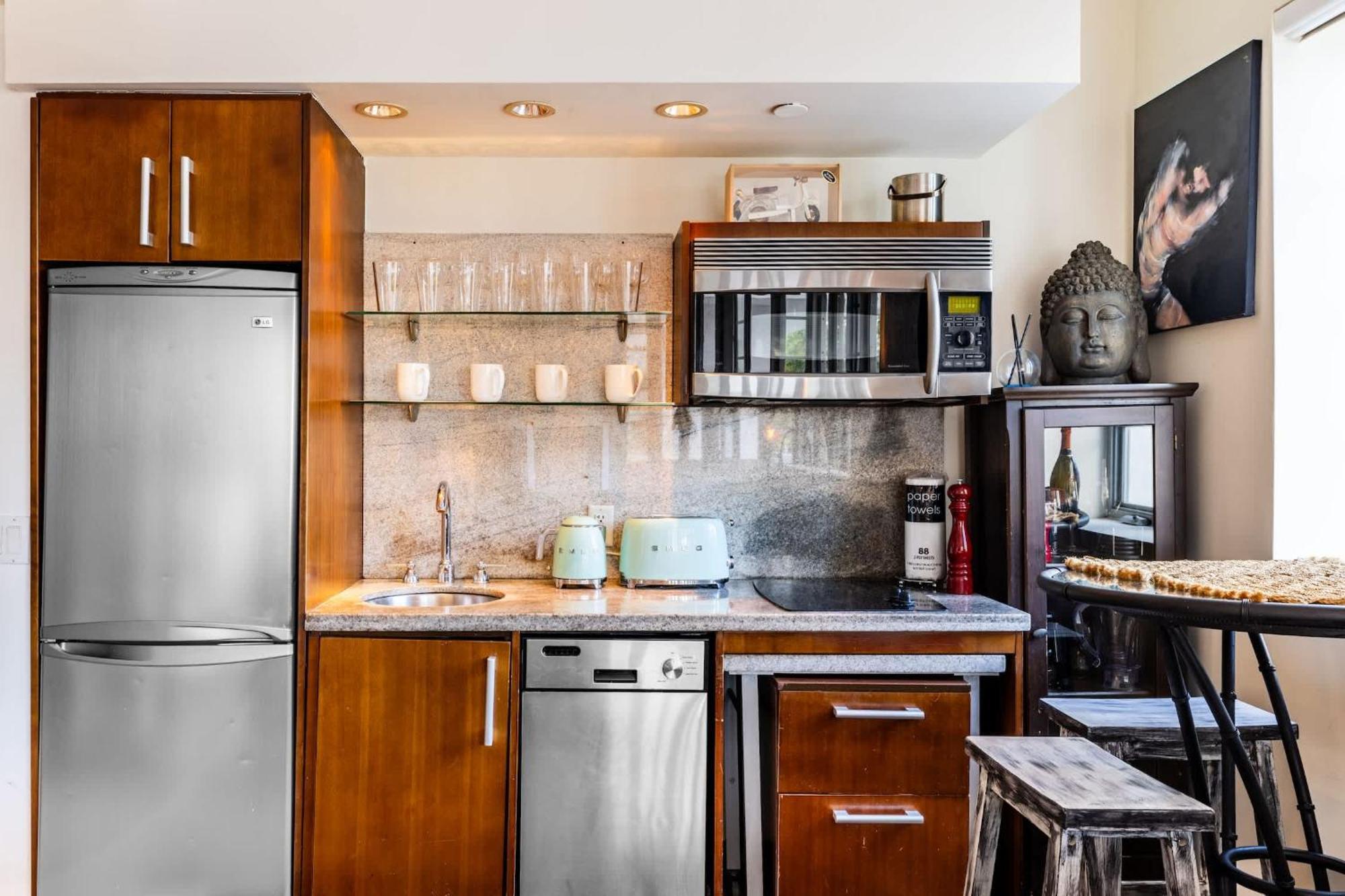 Apartment Oceanfront Oasis 2-br On Ocean Drive