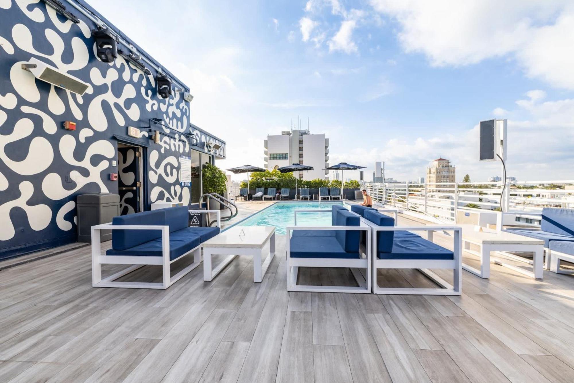 Oceanfront Oasis 2-br On Ocean Drive *