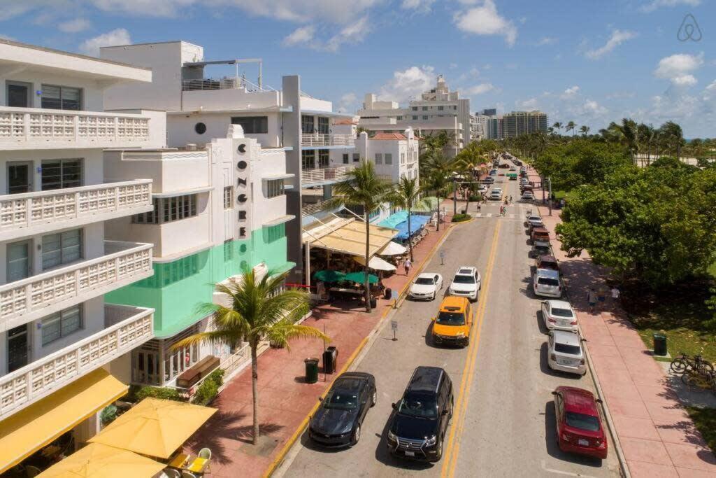 Apartment Oceanfront Oasis 2-br On Ocean Drive Miami Beach