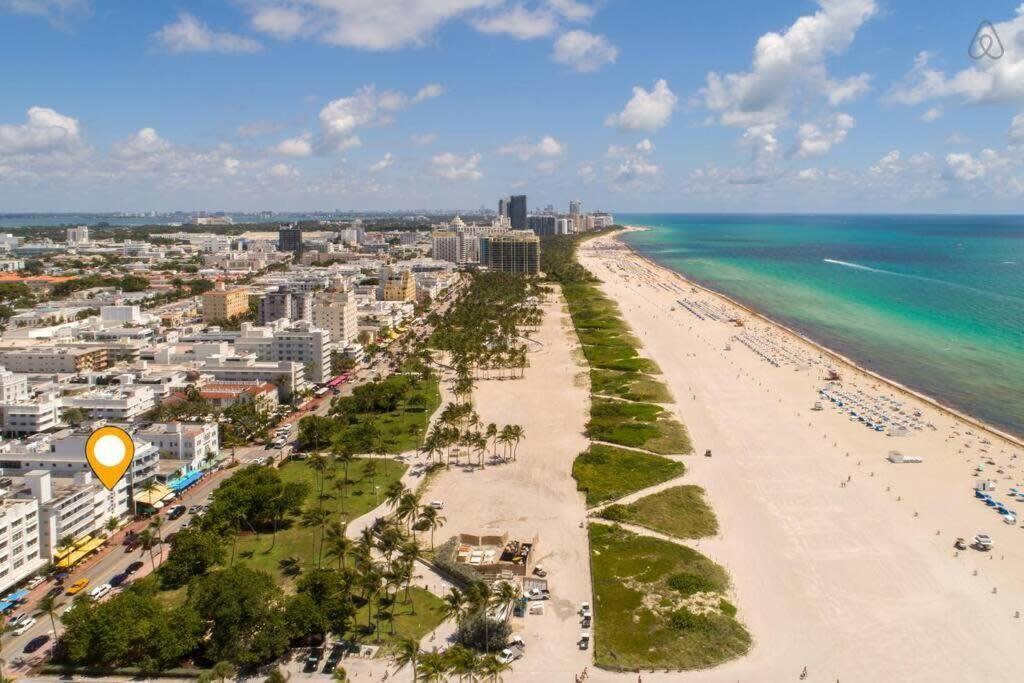 Oceanfront Oasis 2-br On Ocean Drive * Miami Beach