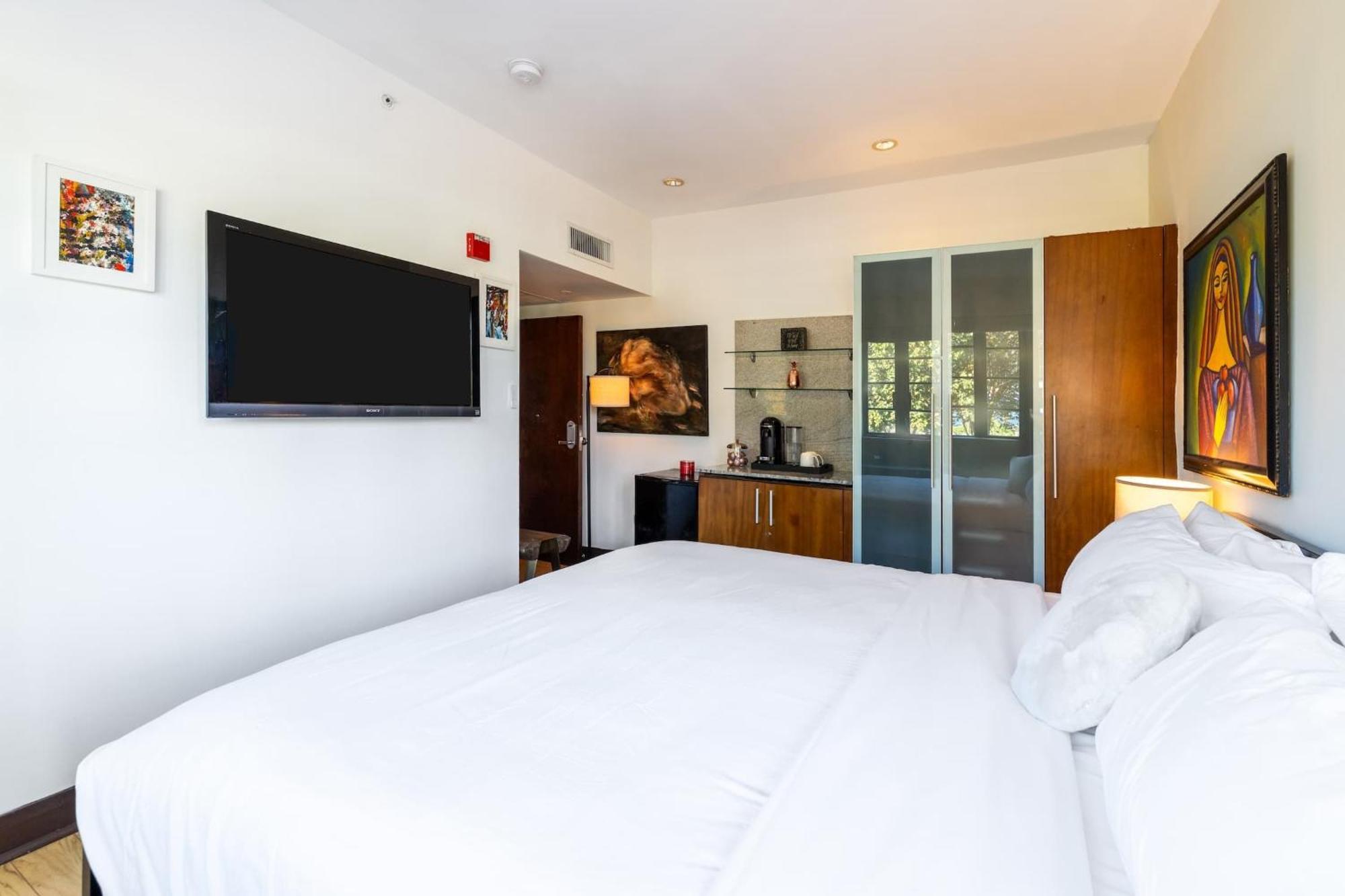 Apartment Oceanfront Oasis 2-br On Ocean Drive