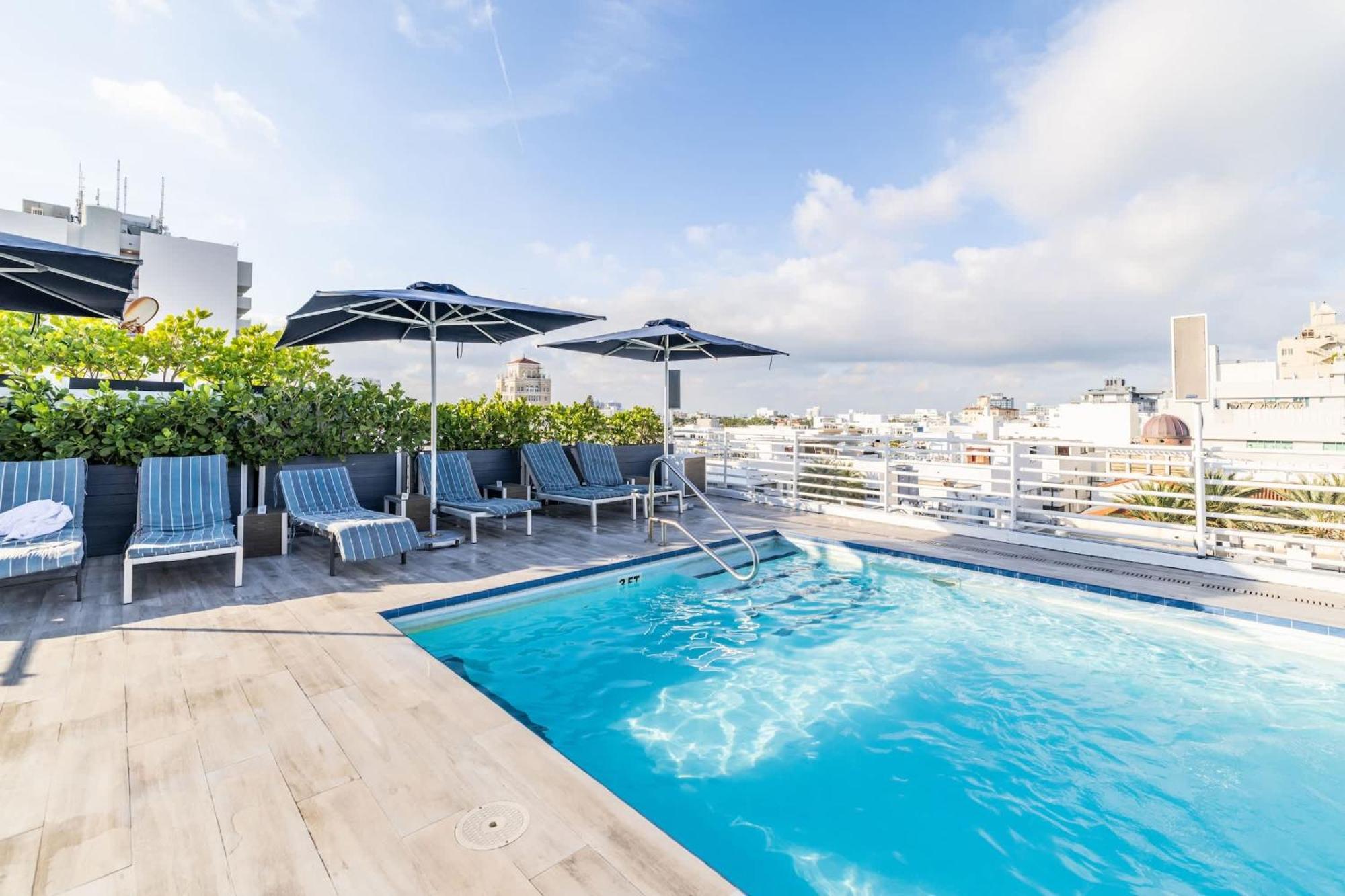 Oceanfront Oasis 2-br On Ocean Drive Apartment