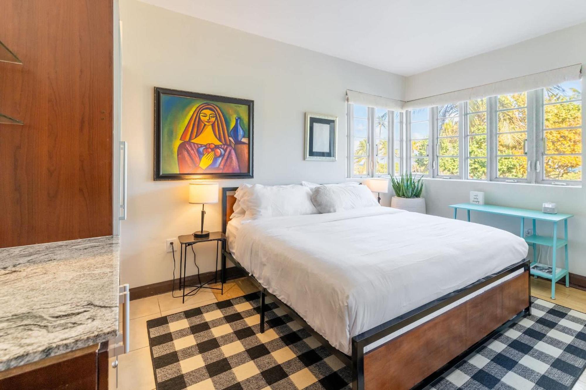 Oceanfront Oasis 2-br On Ocean Drive Apartment Miami Beach